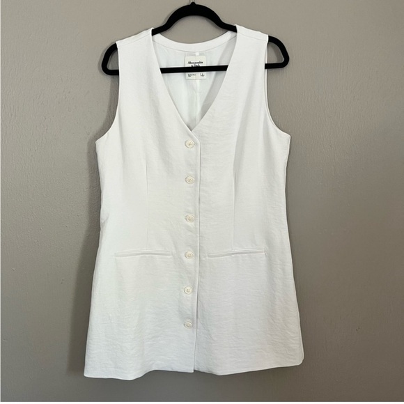 Abercrombie & Fitch Dresses & Skirts - ABERCROMBIE AND FITCH Mara White Vest Size Large casual sleeveless everyday